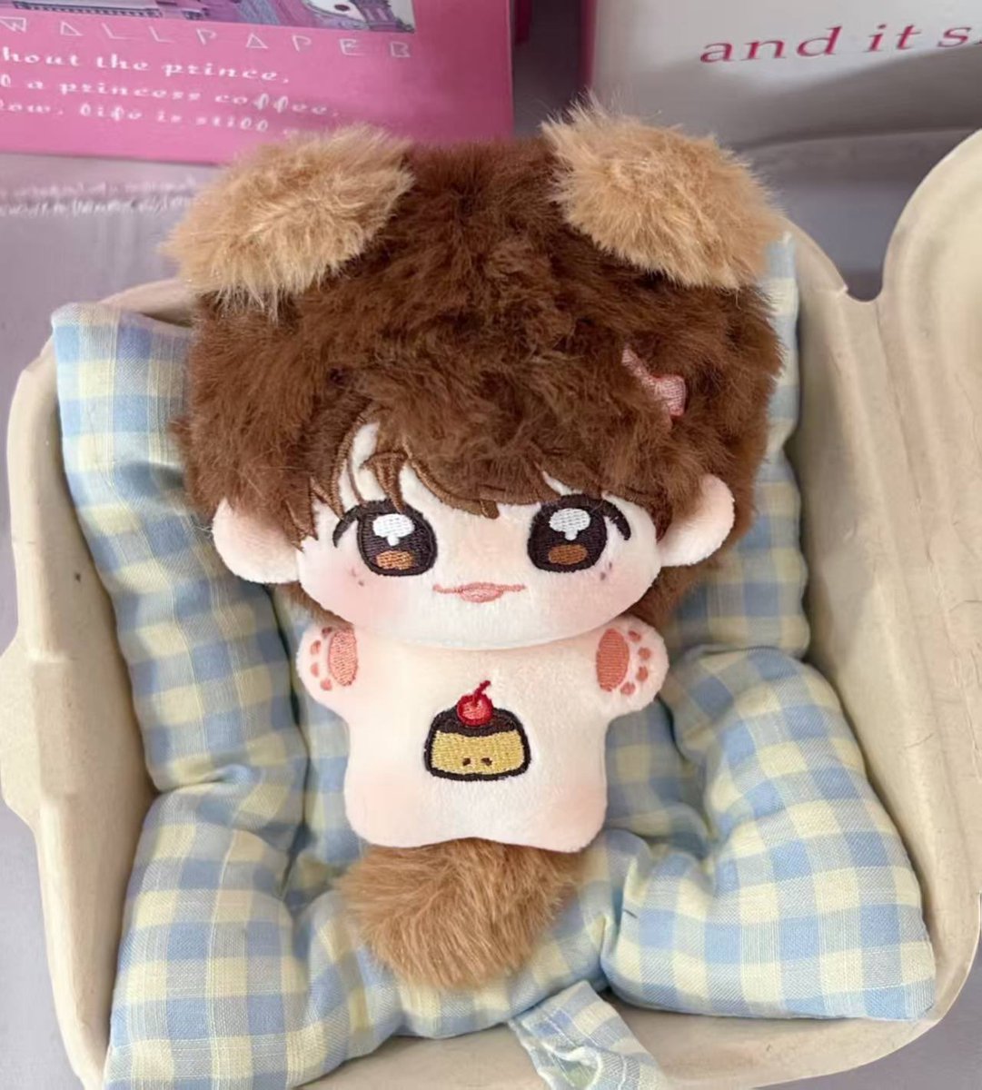 udongmart's tweet image. [🇸🇬 SG GO] ENHYPEN JAKE &apos;Caramel Roll&apos; 10cm Doll

Tag - #UMENHAPLUSHIE12

10cm doll - $12 FP
   ➥ 1 set : 10cm Doll + Birth Certificate + magnet

🔗 - forms.gle/c3N4fTS8HYf3yB…
📅 - TBC

#JAKE #ENHYPEN_JAKE