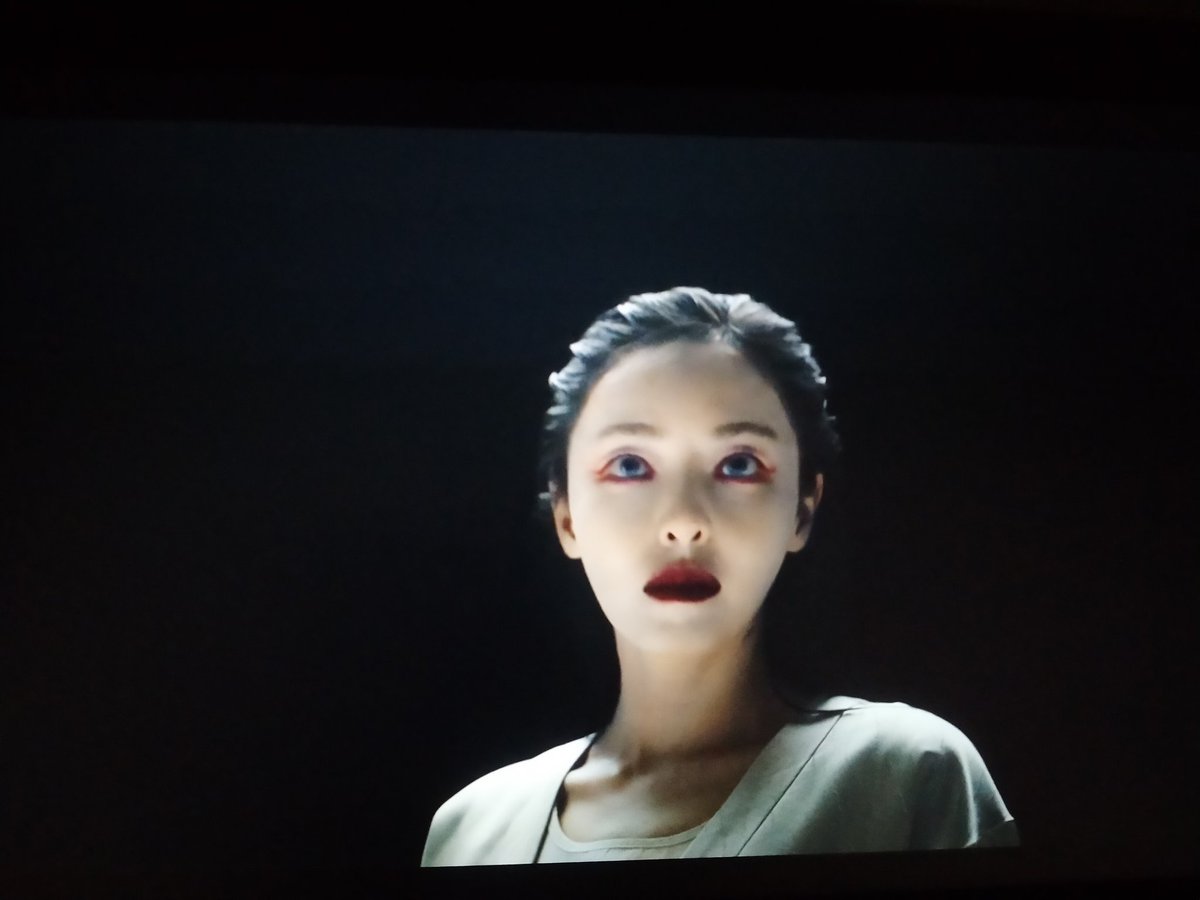 iamnandiniROY's tweet image. #LeeDaHee looks stunning. i hope she will do more negative role in future.
#SLine #SLineEp6
