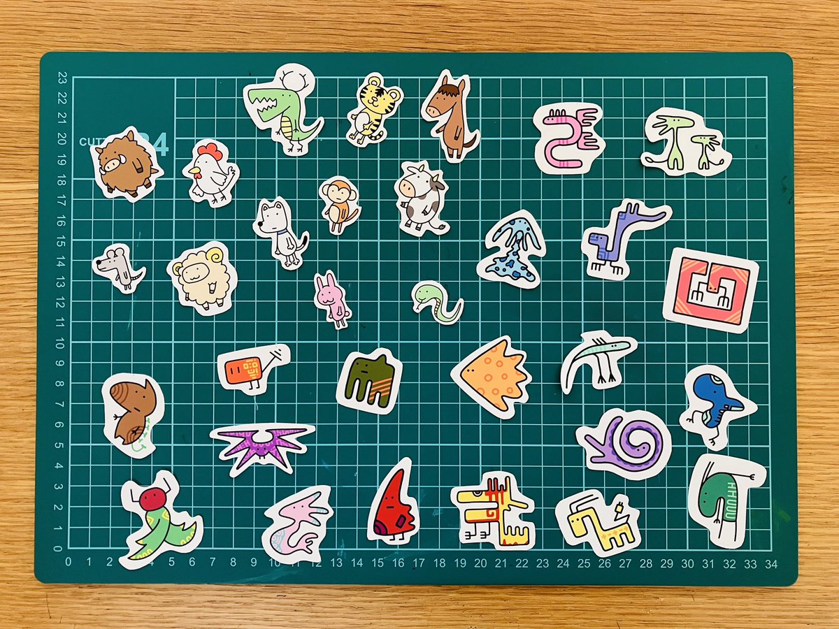 oDra0's tweet image. 明日は福岡タワーでマジケン開催・:*+.\(( °ω° ))/.:+
イラストカード🐉200円
シールセット🐯300円
アクスタ🍞500円
小さい原画🌱
中くらいの原画🌿
大きい原画🌳
をお持ちする予定です٩( ᐛ )و
初出展ドキドキわくわくです✨
#マジケン2025in福岡タワー
#本気の自由研究が止まらない