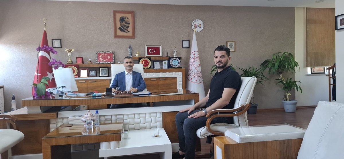 Küçükçekmece İlçe Millî Eğitim Müdürlüğü (@kucukcekmecemeb) on Twitter photo Doğan Cüceloğlu Fen Lisesi Müdürü Samet Kukal, yurt dışı görevi kapsamında Kırgızistan‘da Kurucu Kampüs Müdürlüğü ile görevlendirilmiştir. Kendisine gösterdiği üstün başarılarından dolayı teşekkür eder, yeni görevinde başarılar dileriz.
#küçükçekmece
<a href="/EminCikrikci/">Emin ÇIKRIKÇI</a> Doğan Cüceloğlu Fen Lisesi Müdürü Samet Kukal, yurt dışı görevi kapsamında Kırgızistan‘da Kurucu Kampüs Müdürlüğü ile görevlendirilmiştir. Kendisine gösterdiği üstün başarılarından dolayı teşekkür eder, yeni görevinde başarılar dileriz.
#küçükçekmece
<a href="/EminCikrikci/">Emin ÇIKRIKÇI</a>