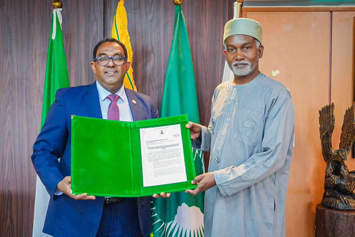 Hon. Yusuf Maitama Tuggar (@yusuftuggar) on Twitter photo I received Dr. Husein Gadain, the newly appointed Food and Agriculture Organization (FAO) Representative of the United Nations to Nigeria and <a href="/ecowas_cedeao/">Ecowas - Cedeao</a>, as he presented his letter of commission.
Our discussion reaffirmed Nigeria’s partnership with <a href="/FAO/">Food and Agriculture Organization</a> in advancing food I received Dr. Husein Gadain, the newly appointed Food and Agriculture Organization (FAO) Representative of the United Nations to Nigeria and <a href="/ecowas_cedeao/">Ecowas - Cedeao</a>, as he presented his letter of commission.
Our discussion reaffirmed Nigeria’s partnership with <a href="/FAO/">Food and Agriculture Organization</a> in advancing food