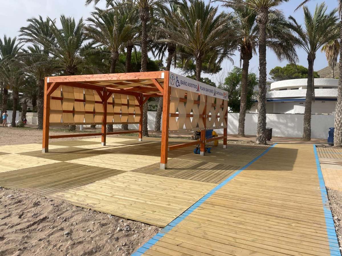 equidesa's tweet photo. Creando playas más accesibles para que todo el mundo pueda disfrutar este verano de un baño de calidad https://t.co/x0HfDvtfbe #Equidesa #Mobiliariourbano #Pérgola #Pasarelas #Verano #adaptado #accesibilidad https://t.co/rKkYUJTu4R