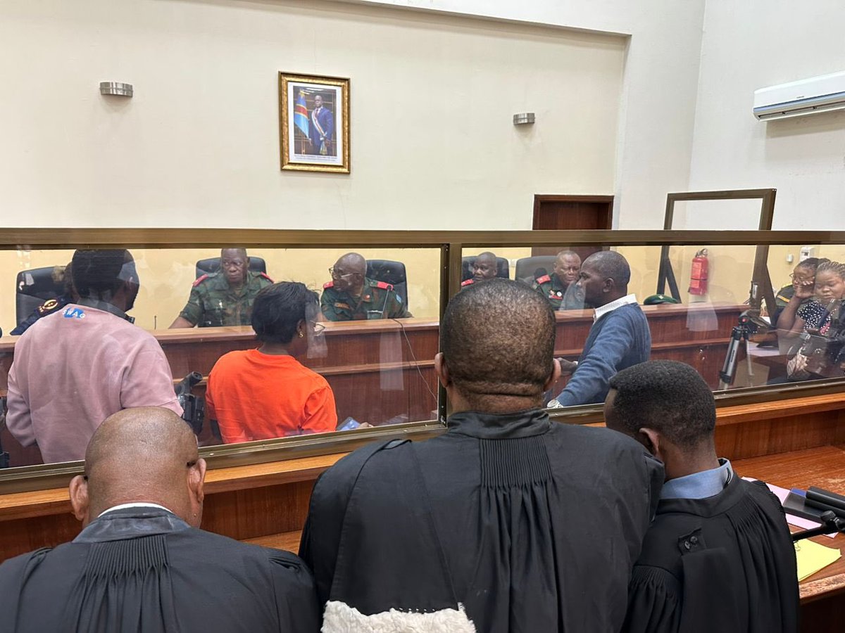 rkitsita's tweet image. #RDC: Procès contre Kabila : L’audience est reportée au 31 juillet pour permettre aux avocats de la République de s’imprégner du dossier.