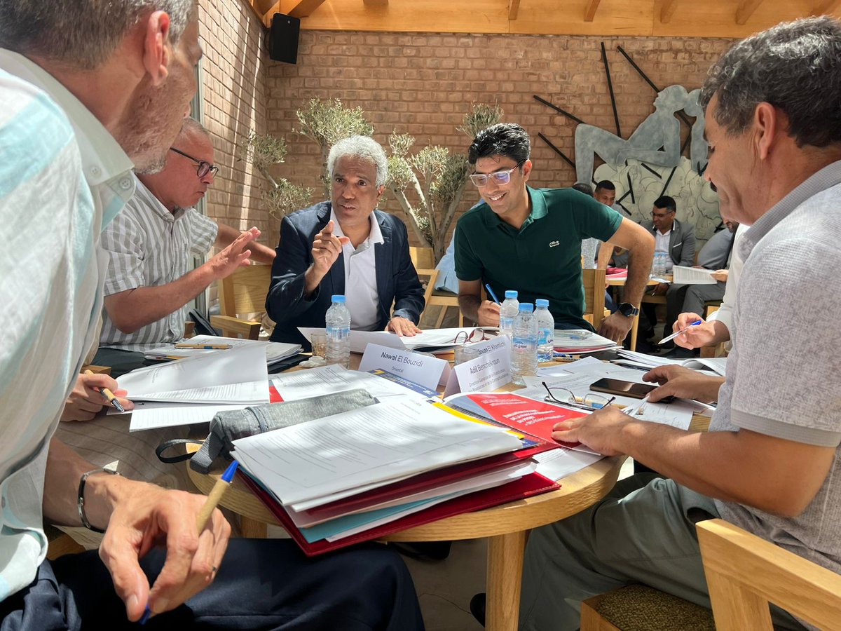 IIEP_UNESCO's tweet image. À Rabat, 30 participant·e·s du @MENPSGOV🇲🇦 et des 12 Académies Régionales d'Éducation et de Formation ont pris part au 1er module d'un programme sur mesure de l'IIPE avec le soutien de @AFD_France @UNESCO_Maghreb.
🎯Objectif : renforcer la planification contre le décrochage.