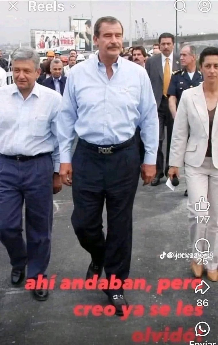 Lo que son las cosas., ahí andaban mmando a Fox y ahora no lo pueden ver ... Hipócritas traicioneros  !!!
Che política de Shit.