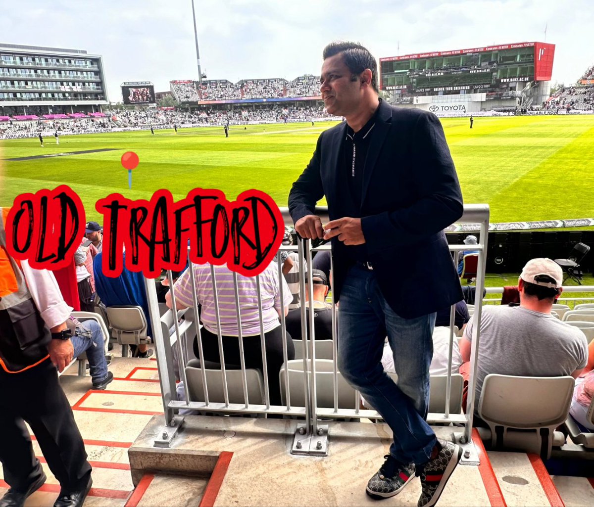 cricketaakash's tweet image. Since 🎙️ #Aakashvani duties are on break, thought live action ka maza liya jaye... Ek aur wicket miljaye toh achcha hota 😅 #ENGvINDTest
