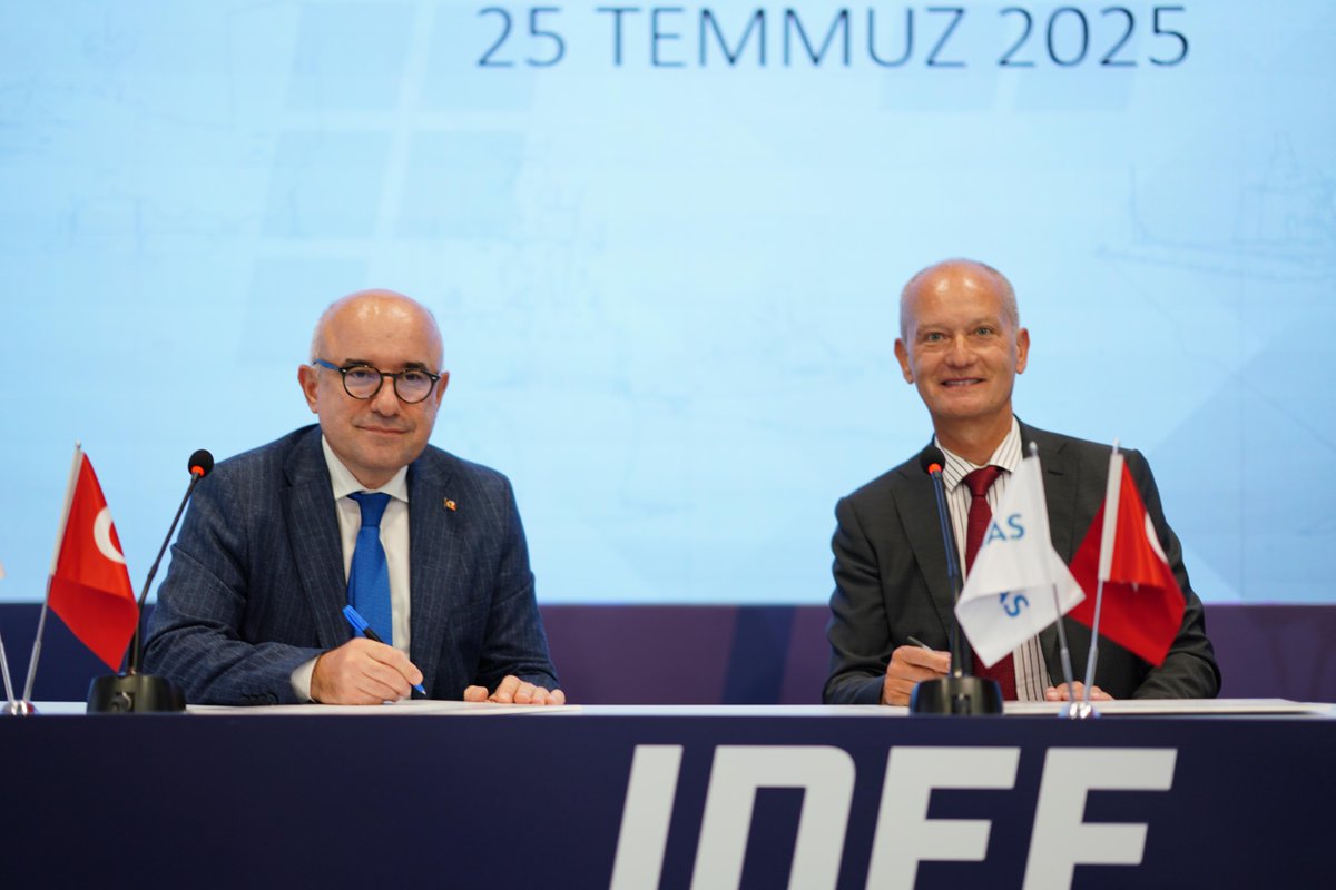 ULAK ile stratejik bir iş birliği protokolü imzaladık!
4.5G/5G baz istasyonu çözümleri ve radyo erişim ağları alanındaki yetkinliklerimizi birleştirerek; Yerli mühendislik ve milli teknoloji odağımızla Türkiye’nin haberleşme altyapılarına katkı sunmaya devam ediyoruz.