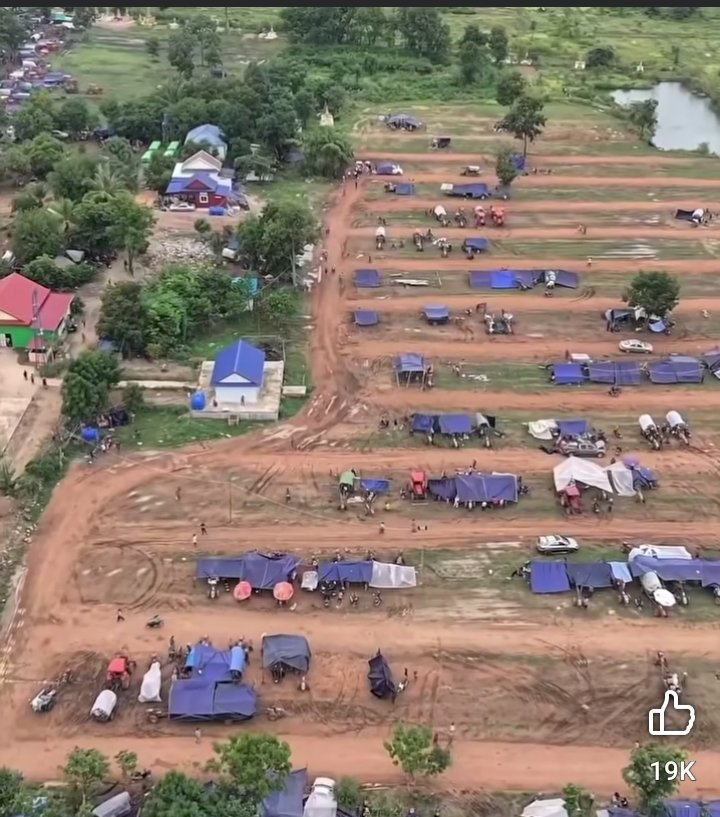 bookiepor's tweet photo. We didn't start this war but we're paying the price.💔
#ThailandStartedTheWar 
#JusticeForCambodia https://t.co/2sCZyrL9Dv