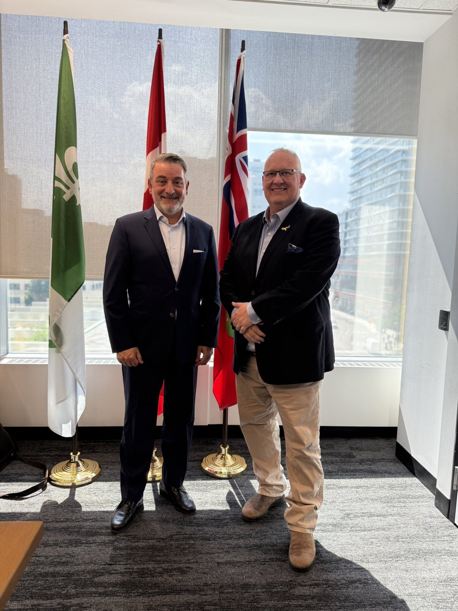 PaulCalandra's tweet image. It was great meeting with @otffeo President Mike Foulds to discuss our shared priorities and ensure we&apos;re aligned in helping students succeed and supporting teachers across the province.
