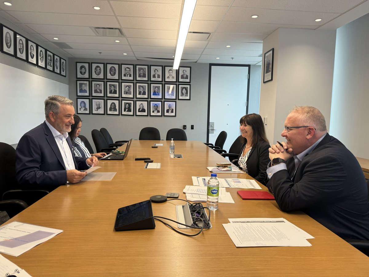 PaulCalandra's tweet image. It was great meeting with @otffeo President Mike Foulds to discuss our shared priorities and ensure we&apos;re aligned in helping students succeed and supporting teachers across the province.
