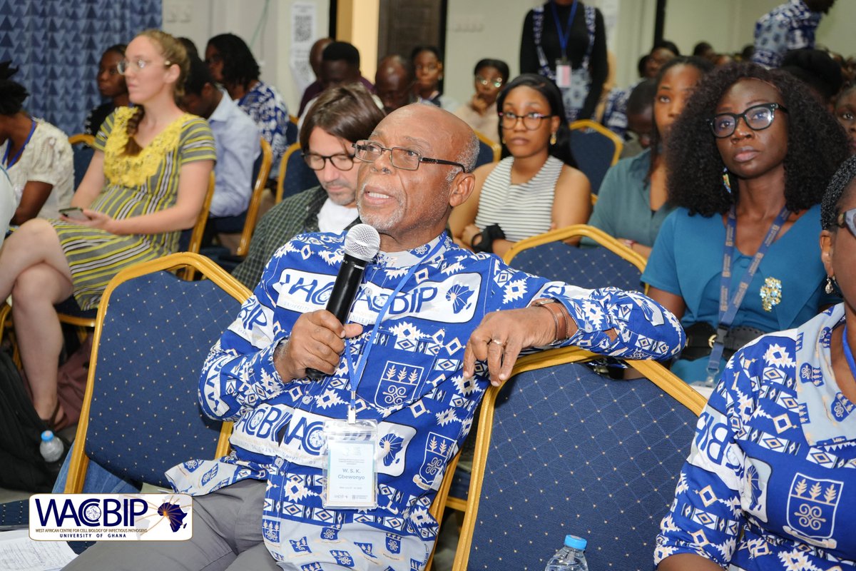 WACCBIP_UG's tweet image. Dr. Dominic Amuzu deliveres an engaging plenary on how genetic differences in human glycophorin genes may influence vulnerability to SARS-CoV-2 infection and COVID-19 severity.
His study highlights a striking diversity in copy number variations (CNVs) within the GYPE-GYPB-GYPA…