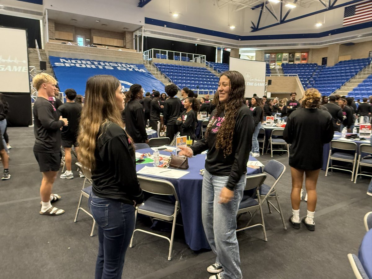 selgar07's tweet image. Brennan athletes sharpening their leadership skills at the NISD leadership summit. #BrennanAthletics
@NISD_Athletics @BballBrennan @BrennanBearsVB @BFNDFball @Brennan_BBall @BrennanTrack @Brennan_Bsb @BrennanSoccer @NISDLadyBearSoc