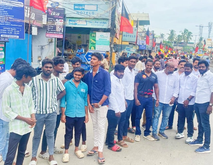 ஆர்.எம்.எம்.இளங்கோவன்🇮🇳தமிழ்நாடு (@elango_2015) on Twitter photo #திராவிடமாடல்
இன்று அம்பத்தூரில்...
சென்னை கிழக்கு மாவட்ட விளையாட்டு மேம்பாட்டு அணி - திமுக
சார்பில்
மாண்புமிகு அண்ணன்
<a href="/Udhaystalin/">Udhay</a> 🙏
அவர்களை வரவேற்க்கும் நிகழ்வில்...
<a href="/mkstalin/">M.K.Stalin</a>
<a href="/PKSekarbabu/">P.K. Sekar Babu</a> <a href="/dmk_raja/">A RAJA</a>
<a href="/Anbil_Mahesh/">Anbil Mahesh</a>
#DMK
<a href="/arivalayam/">DMK</a> <a href="/DMK_Chennai/">Chennai DMK</a> #திராவிடமாடல்
இன்று அம்பத்தூரில்...
சென்னை கிழக்கு மாவட்ட விளையாட்டு மேம்பாட்டு அணி - திமுக
சார்பில்
மாண்புமிகு அண்ணன்
<a href="/Udhaystalin/">Udhay</a> 🙏
அவர்களை வரவேற்க்கும் நிகழ்வில்...
<a href="/mkstalin/">M.K.Stalin</a>
<a href="/PKSekarbabu/">P.K. Sekar Babu</a> <a href="/dmk_raja/">A RAJA</a>
<a href="/Anbil_Mahesh/">Anbil Mahesh</a>
#DMK
<a href="/arivalayam/">DMK</a> <a href="/DMK_Chennai/">Chennai DMK</a>
