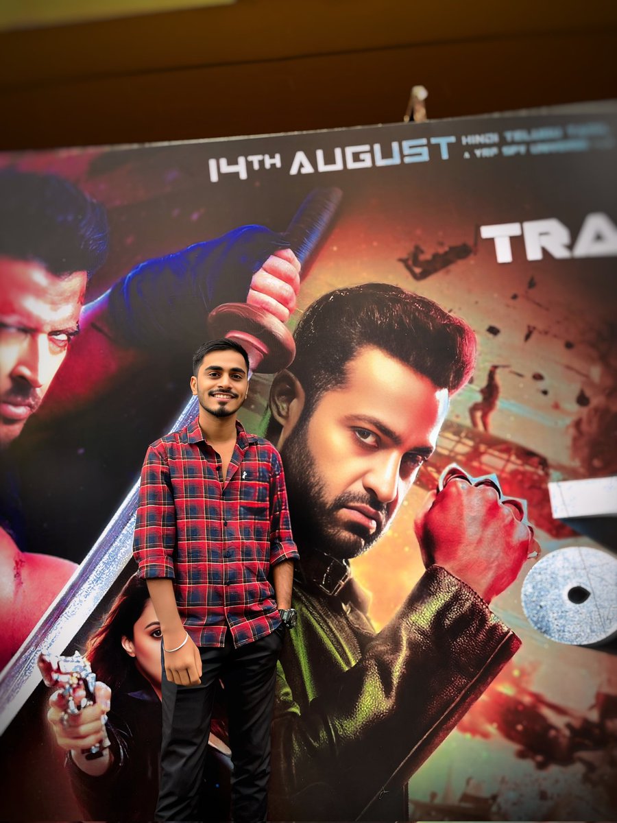 NtrMaruthi9999's tweet image. Naaaaaaa Annaaa @tarak9999 โค๏ธ
#WAR2TrailerEuphoria