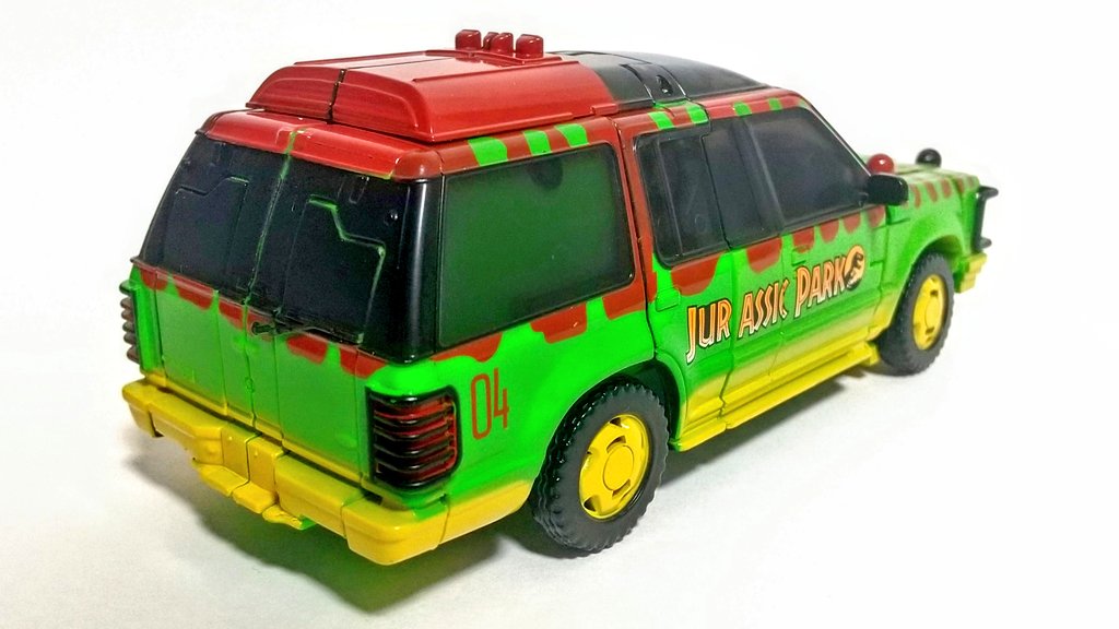 OMITFREVIEW's tweet image. ツアービークルから変形する『JP93』
4号車なので、どうやら子供たちと弁護士が乗っていたほうのビークルをスキャンしたようです
彼らが乗車していたビークルもトランスフォームできればT-レックスに反撃できたのかもしれない…
#トランスフォーマー
#ジュラシック・パーク