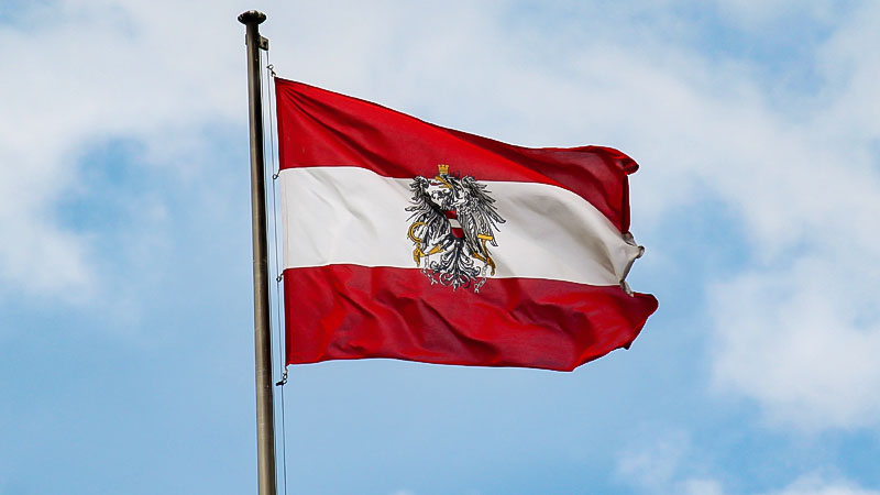 MiGAZIN's tweet image. Nicht nur in Deutschland, auch beim Nachbar #Österreich nehmen rechtsextremistische Straftaten zu. Das junge Alter der Verdächtigen macht den Ermittlern Sorgen. Ein Fall sticht besonders hervor. Im Viesier: Muslime und Juden. migazin.de/2025/07/24/oes…