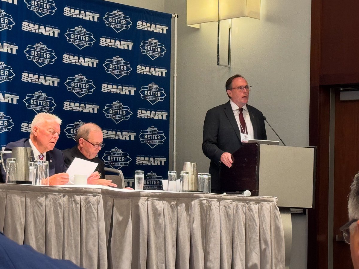 smartunionworks's tweet image. Happening now: Local 276 Business Manager and SMART General Vice President Jason Pedersen kicks off the 2025 SMART Canadian Convention in Toronto, Ontario!