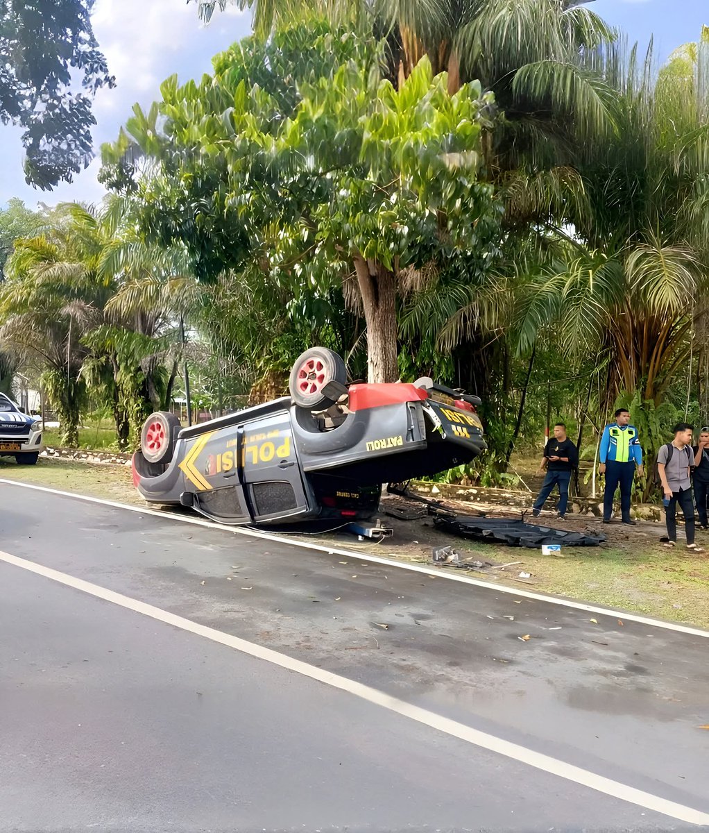 ::
Musim kemarau telah tiba.
••