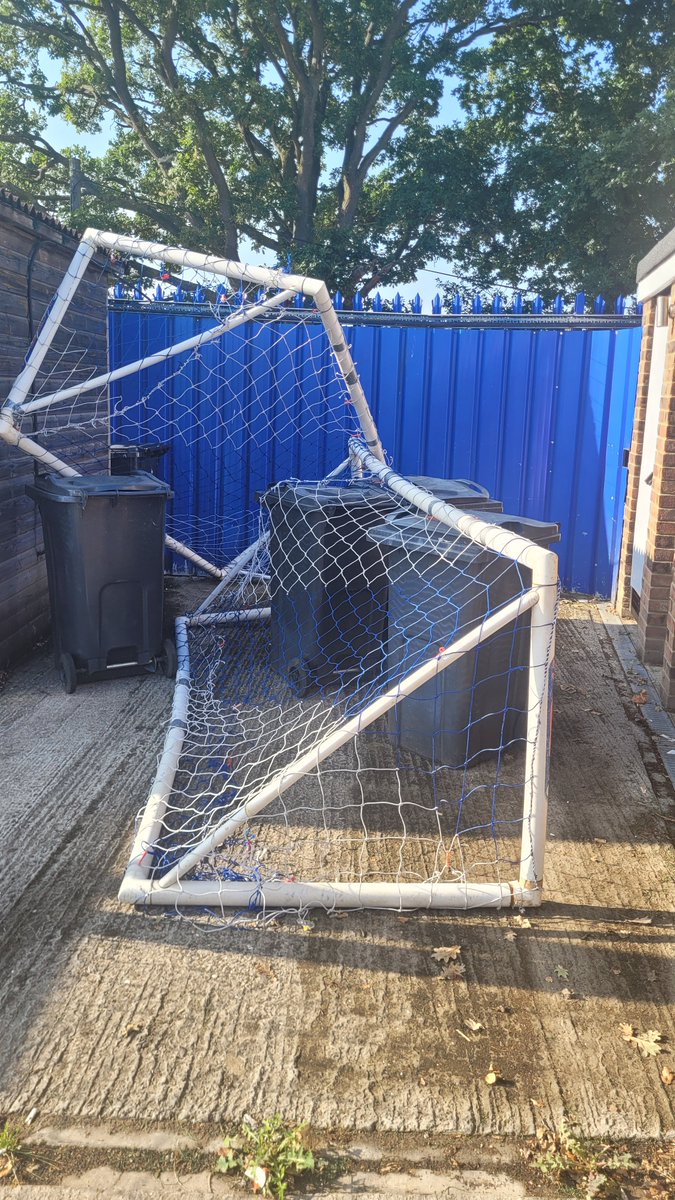 Strange day at club , not exactly how we left our goals yesterday for today.
But what do you expect?

Celebrated our 5 year  anniversary with around 70 guys across 4 pitchs playing basically 3 touch with each pitch having slightly different rules