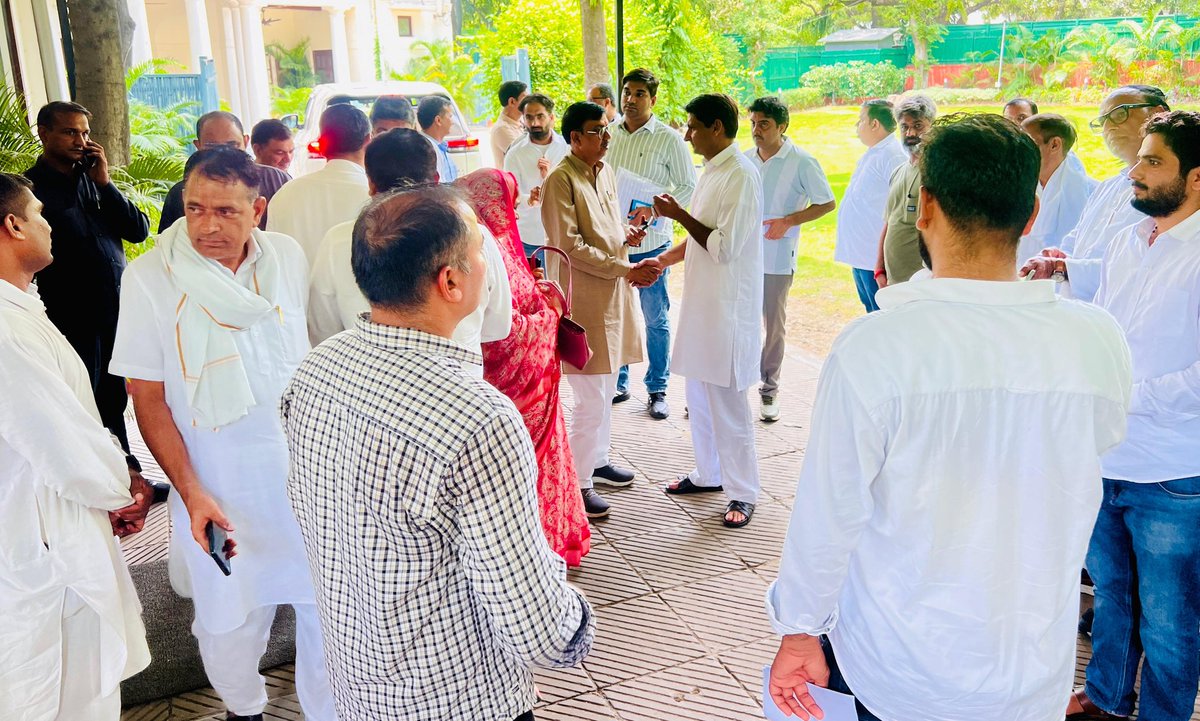 DeependerSHooda's tweet image. आज दिल्ली निवास पर अपनों के साथ मुलाकात...