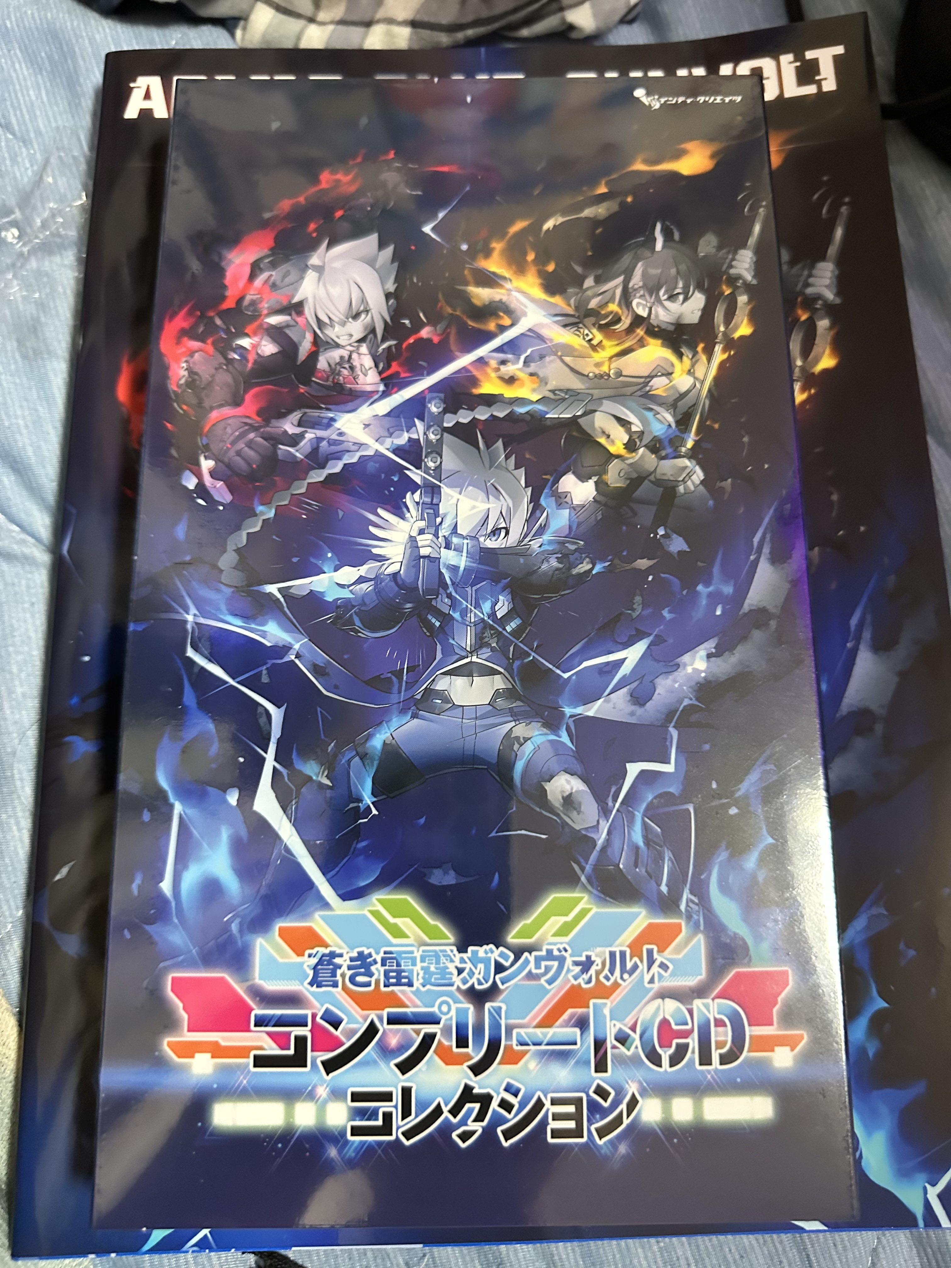 ゲーム 特典 オーガスト バイナリィポット 懐中時計 ロケット野郎 べっかんこう 銀河無敵の中肉ヤローX(イクス) -THE OUT OF GUNVOLT- on X