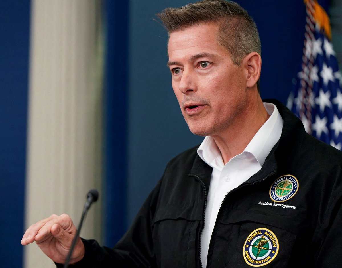 Kagan_M_Dunlap's tweet image. 📺 Jared Isaacman is an American billionaire entrepreneur, pilot, philanthropist, and commercial astronaut who’s also known for his company Draken International, a private air force that provides adversary air support (simulating enemy aircraft) for military training, operating a…