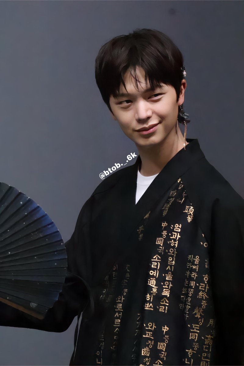 btob_6k's tweet photo. 250724 프롬 대면 팬사인회 프리뷰Part2

#육성재 #성재 #YOOKSUNGJAE #ユクソンジェ https://t.co/AAbrwsfibj
