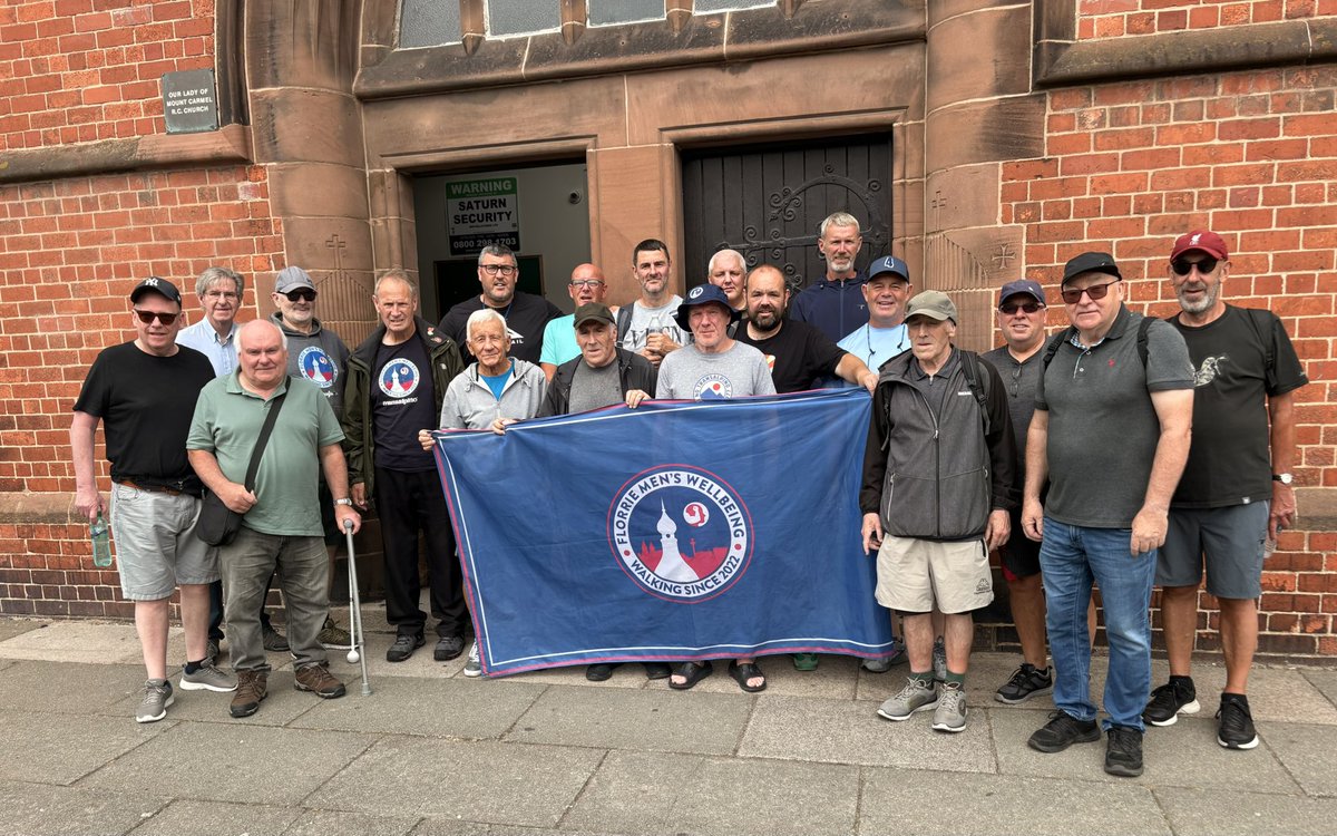 WalkFlorrie's tweet image. Research has shown that walking on a daily basis can help lessen symptoms associated with mental illnesses such as anxiety and depression.
Try & join us @WalkFlorrie the mental health benefits of walking are massive, from lowering stress levels to helping you solve problems.…