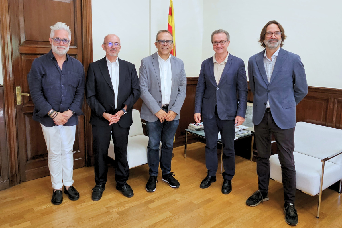 IBECBarcelona's tweet image. 🤝 L’#IBEC i l’@icscat signen un acord per impulsar la recerca i la innovació en bioenginyeria aplicada a la salut.
🏥Una aliança estratègica per desenvolupar nous projectes científics i tecnològics que millorin la qualitat de vida dels i les pacients.
👉ibecbarcelona.eu/ca/ibec-i-ics-…