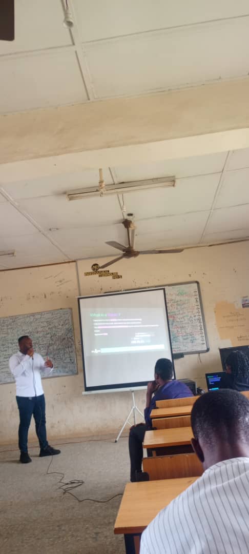 Vector_Emax's tweet image. I&apos;m enjoying this lectures 

#AllstarsYABATECH