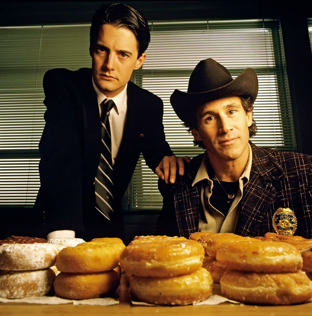 QFTBelfast's tweet image. Twin Peaks marathon ready 💪☕️
Friendship: 12:00 / 20:35
Four Letters of Love: 12:40
David Lynch: Twin Peaks: Season 1 Marathon: 14:30
Screwball Summer: The Lady Eve: 15:15
Roger Waters This Is Not a Drill: Live from Prague - The Movie: 17:30
queensfilmtheatre.com/Whats-On