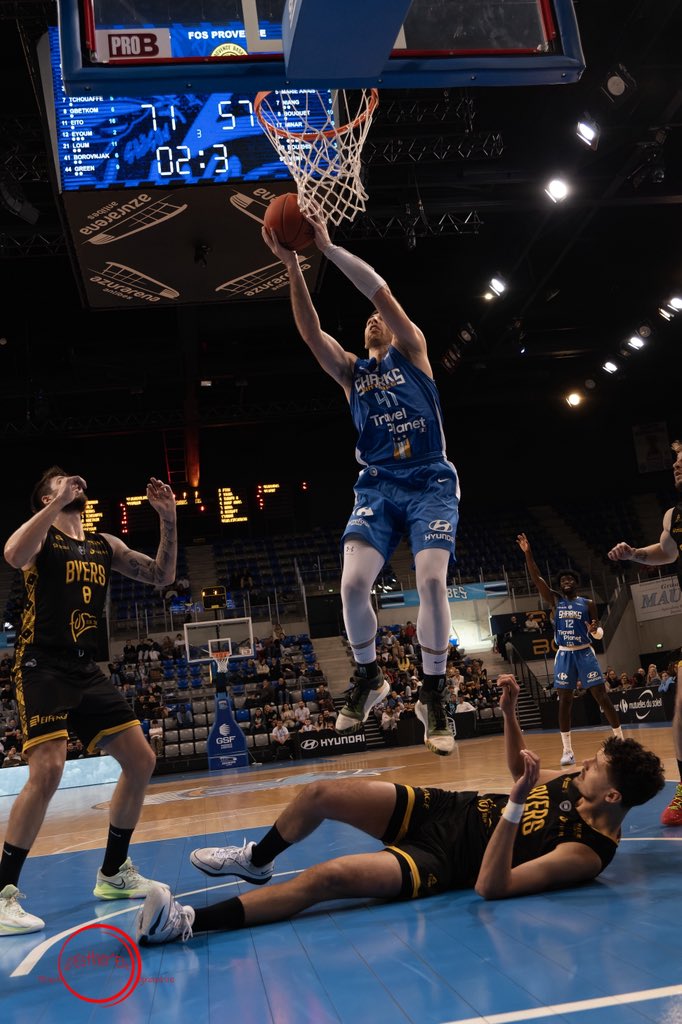 LaVagueAntibes's tweet image. 𝐌𝐞𝐫𝐜𝐢 𝐒𝐚𝐬𝐚 💙🤍
Après une très bonne saison parmi nos Sharks, Sasa Borovnjak quitte le club !
Nous souhaitons à Sasa le meilleur pour la suite de sa carrière et espérons le recroiser sur le parquet de l'Azurarena 👊
📸 Esther’elle ´photographie
#LaVague