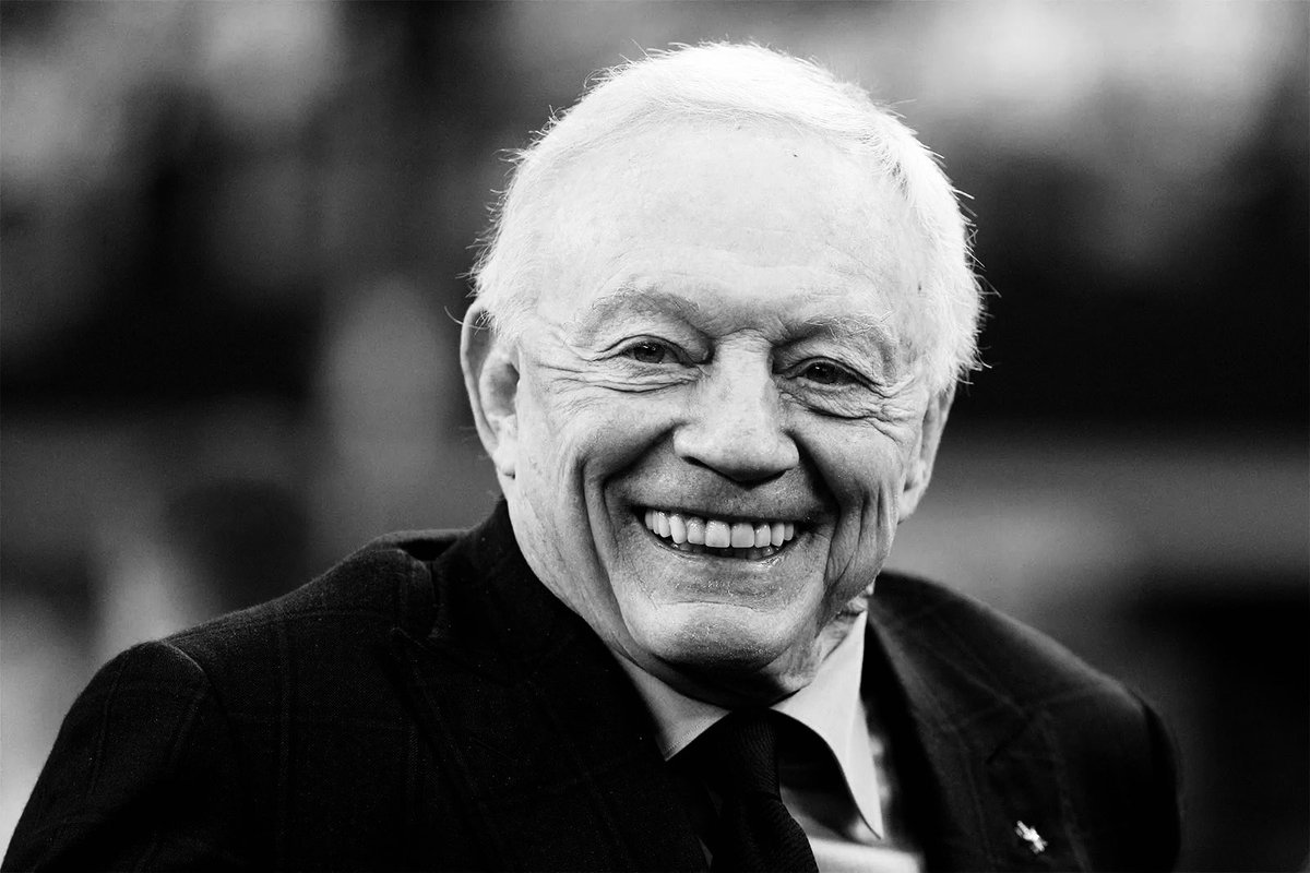 Michael_Pars0ns's tweet image. Jerry Jones, aged 82