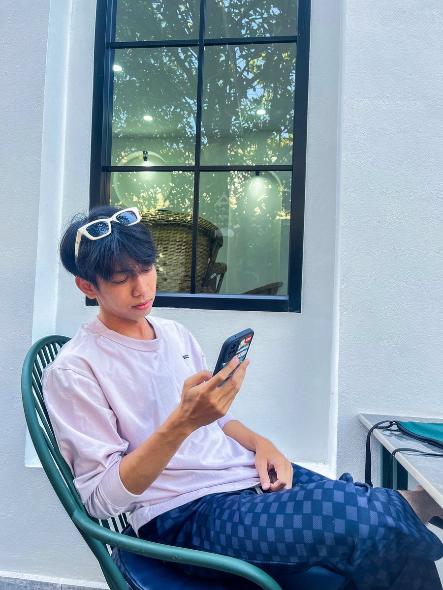 LexzF50819's tweet photo. #หาเพื่อนคุย #เวียงจันทน์ https://t.co/Bk8RIgUG4o
