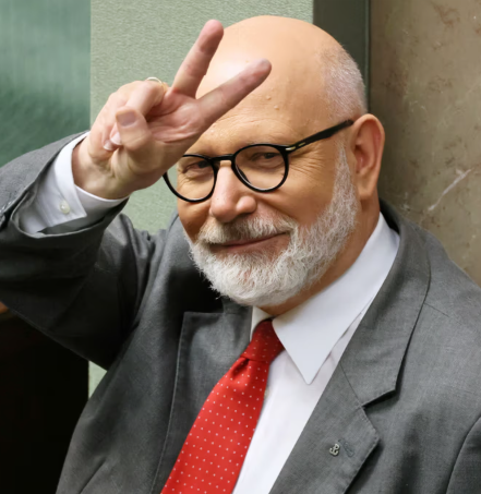 sbalcerac's tweet image. Za kopanie po kostkach stacji założonej pod nadzorem rosyjskich służb prezes @KRRiT__ zostanie postawiony przed Trybunałem Stanu. pap.pl/aktualnosci/tr…