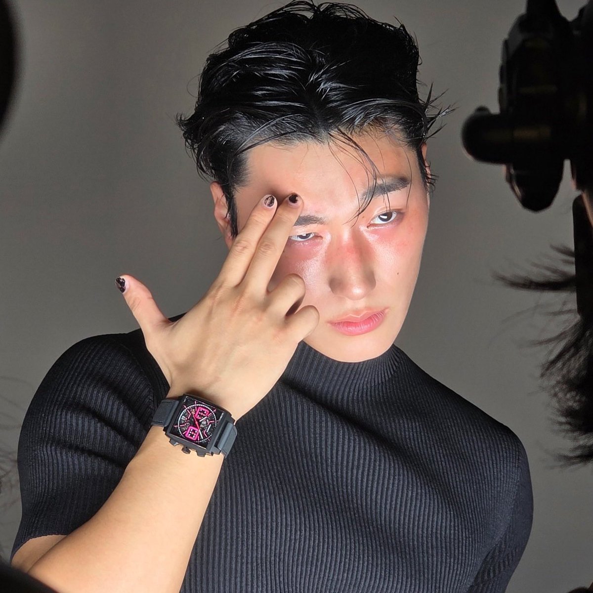 devonskrr's tweet image. take your shot.                 photoshoot .