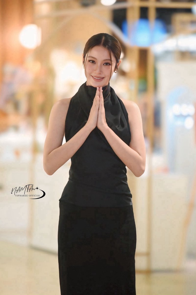Tipnaree_OFC's tweet photo. 🙏🏻 ขอขอบคุณ @LOrealParisTH  ที่ชวน #น้ำตาลฟิล์ม มาร่วมงาน L’Oréal Paris Pro Makeup Bar Pop-Up Event เปิดตัวคุชชั่นสูตรใหม่ Infallible Pro-Cover Cushion ✨ในวันนี้ด้วยนะคะ

🙏🏻 ขอบคุณทั้งทีมหน้าจอและทีมหน้างานด้วยน้าา กลับบ้านกันดีดีหาอะไรอีสอีสกันด้วยนะ เยิฟยู 🤍🩵

NAMTANFILM L'Oreal Paris 
#LOrealParisCushionXNamtanFilm
#NamtanFilm #น้ำตาลฟิล์ม
#NamtanTipnaree #โมจิของนต 
#LOrealParisTH #LOrealMakeupTH #LOrealProCoverCushion #Makeup