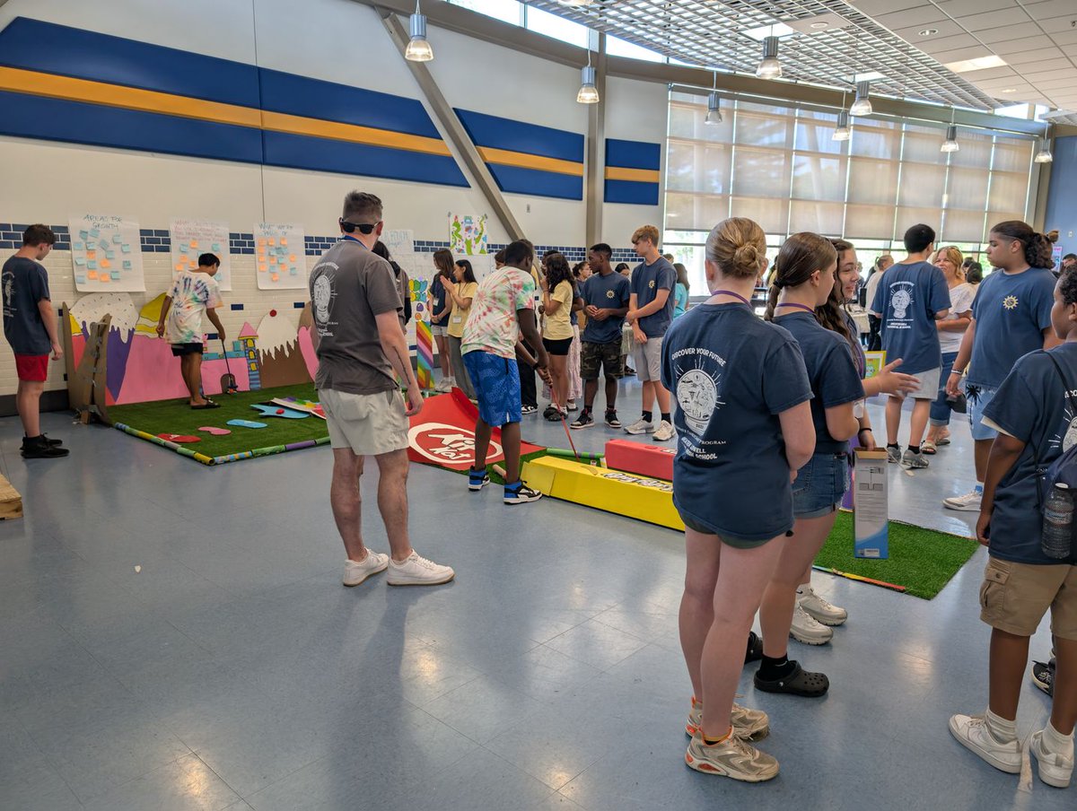 GrLowellTech_HS's tweet photo. A Summer Showcase SUCCESS! 🎉

Our students absolutely shone today, displaying amazing projects &amp; skills from the summer enrichment program! A great way to wrap up an incredible program. Thank you to our summer program staff for your support!

#GLTHS #CTE #GLTECH #SummerShowcase https://t.co/eDn6PAMIz2