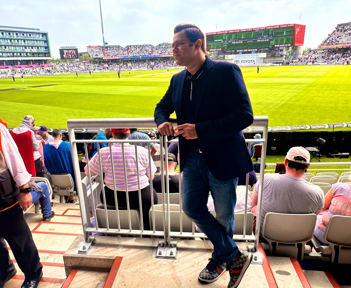 cricketaakash's tweet image. Washington was Ati Sundar..,but now, Let’s take the second new ball now…and get Bumrah bowling to Root & Stokes #EngvInd