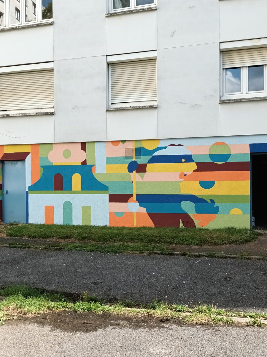 VilleArras's tweet image. 🎨 Une fresque haute en couleurs vient d’être réalisée au pied de la résidence Goudemand !

Portée par Pas-de-Calais Habitat, le Club de Prévention &amp;amp; Les Rats d’Arras, elle illustre comment la TFPB permet d’embellir les quartiers et renforcer le lien social. #Arras #ArtUrbain