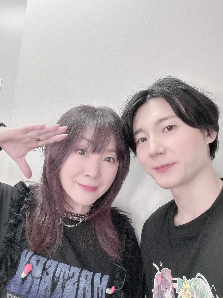 _MiyaJun_'s tweet image. ねぶパ2025✨
奥井雅美さんとの1枚です♪
幸せすぎる〜、奥井さん凄く優しいのよ〜
毎度のように袖で鳥肌立ててます😆