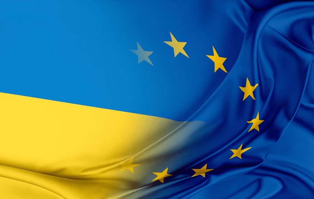 SavchenkoReview's tweet image. 🇪🇺❗️🇺🇦 The fourth tranche of the EU program for €50 billion will be delayed and cut because Kyiv has not implemented the promised reforms.
Ukraine should have received €4.5 billion if it had implemented 16 promised reforms, but Kyiv has only managed to implement 13. In this…