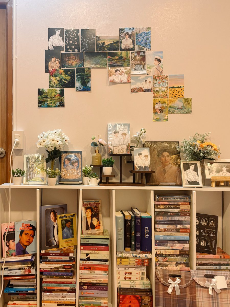 โสมสิริ 🌻🕊️ — selenophile (slow) tweet media