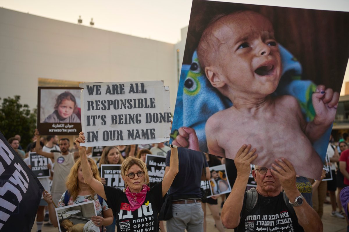 ClarkeAtAmerica's tweet image. Recent reports out of Gaza are heartbreaking and bleak. A colleague in #Gaza told Philippe Lazzarini, the head of UNRWA: “People in Gaza are neither dead nor alive, they are walking corpses.”
@iamCARITAS @CaritasEuropa
americamagazine.org/politics-socie…