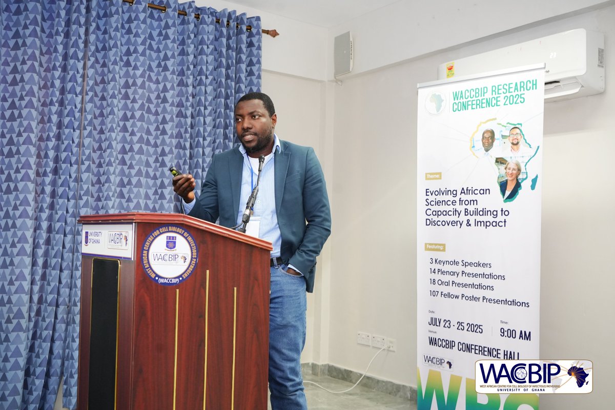 WACCBIP_UG's tweet image. #WRC2025 Dr. Fadil Bidmos shares an exciting new approach to improve vaccines for meningococcal and pneumococcal diseases. His team used patient-derived antibodies that target the same part of the bacteria but with different strengths to overcome the gaps in current vaccines.…