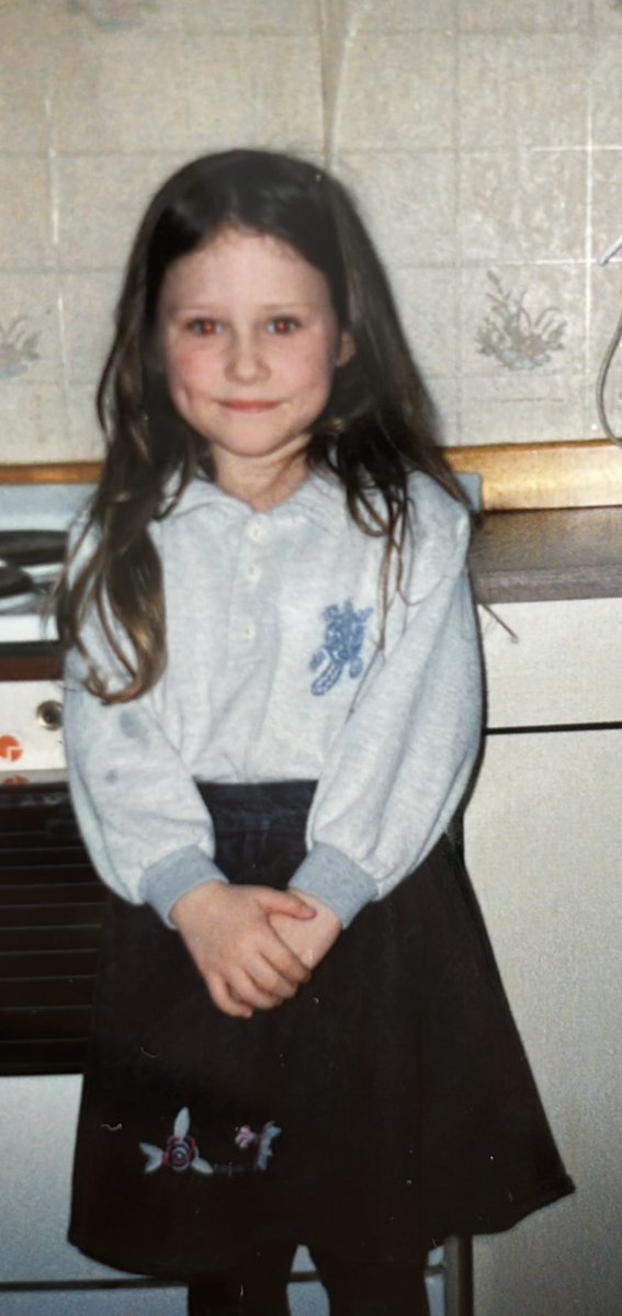 K R Y S T i N A tweet media