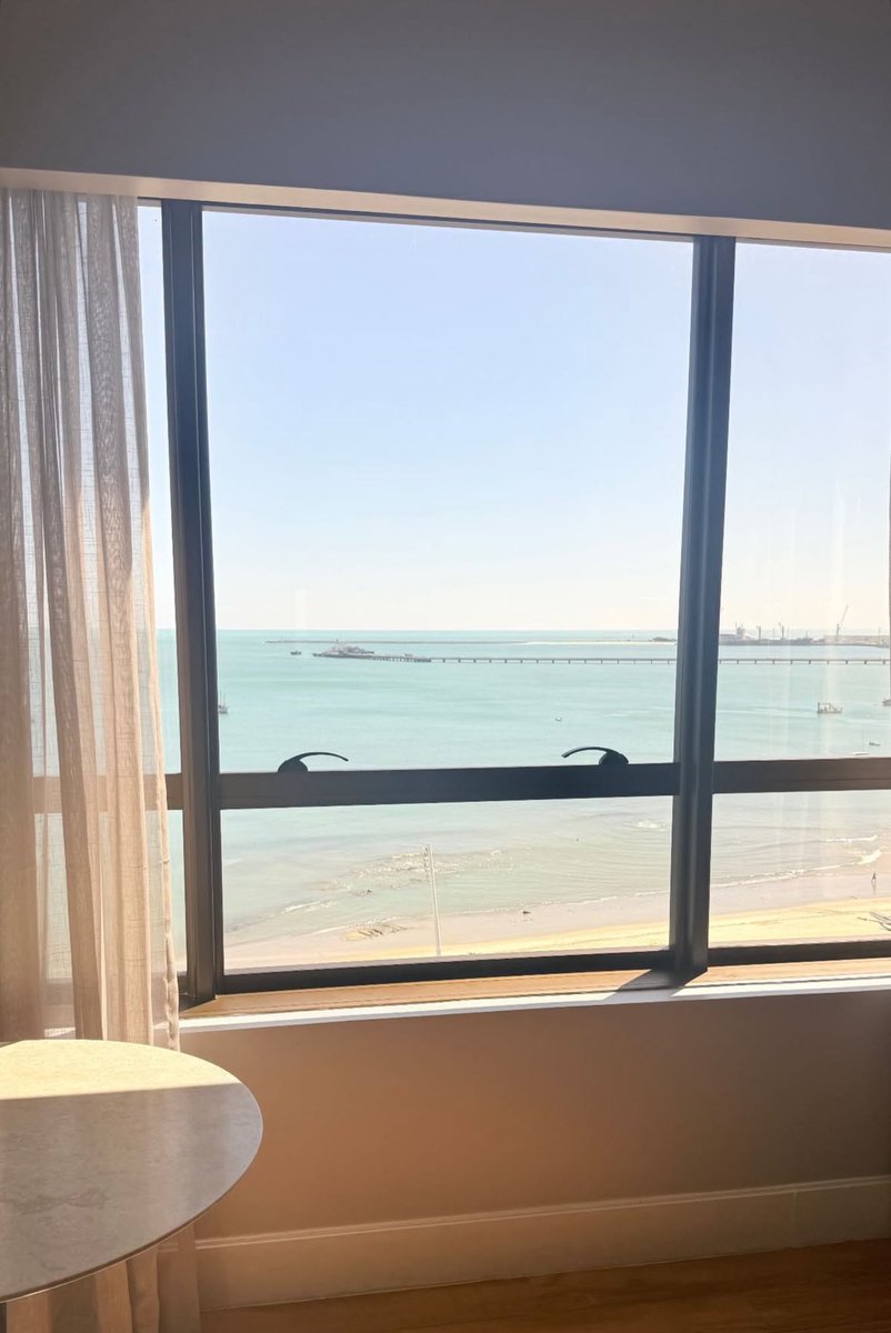 NicoleBahls's tweet image. Obrigada, papai do céu, por me trazer de volta a Fortaleza. 🙏🏼💖