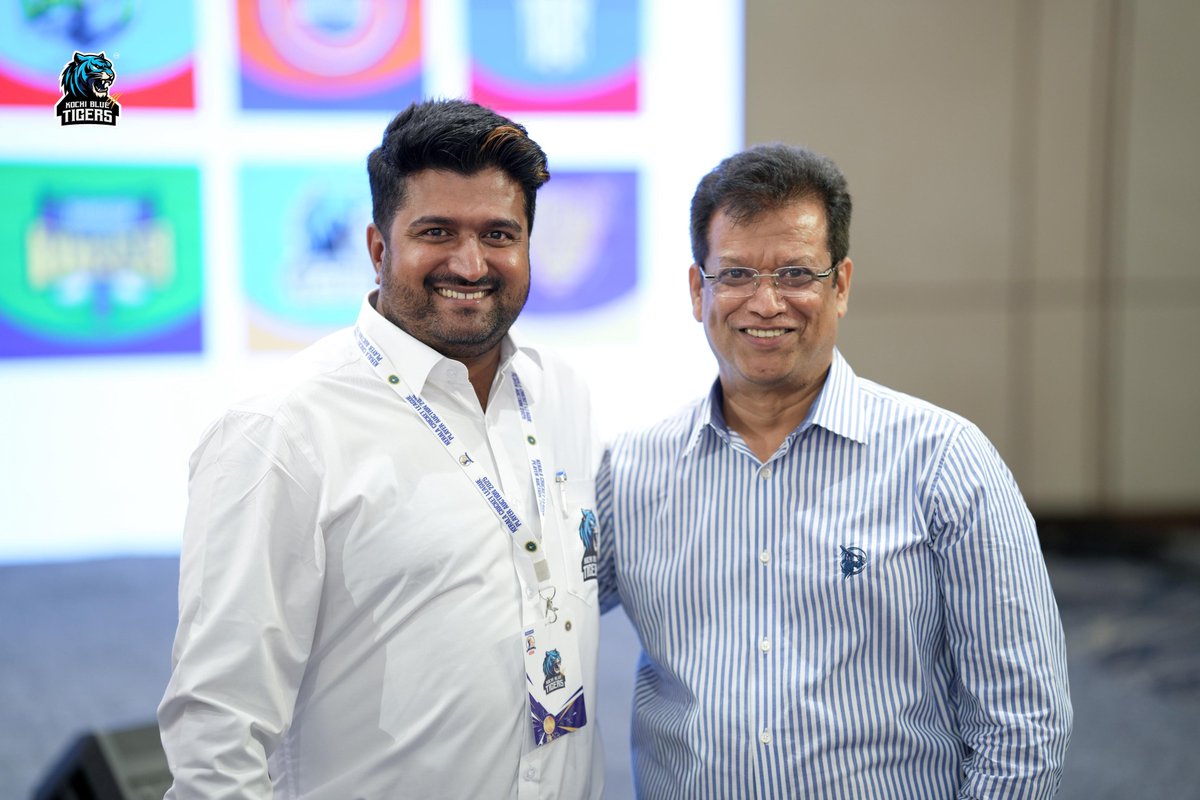 Kochibluetigers's tweet photo. Meet the man setting things in motion: Subash George Manuel, the proud owner of Kochi Blue Tigers.
A visionary standing tall alongside the icons of the game, as Kochi Blue Tigers gears up for an electrifying season! ⚡🏏
#KochiBlueTigers #SubashManuel #TeamOwner #kcl #kbt https://t.co/QqXFI5mtI1