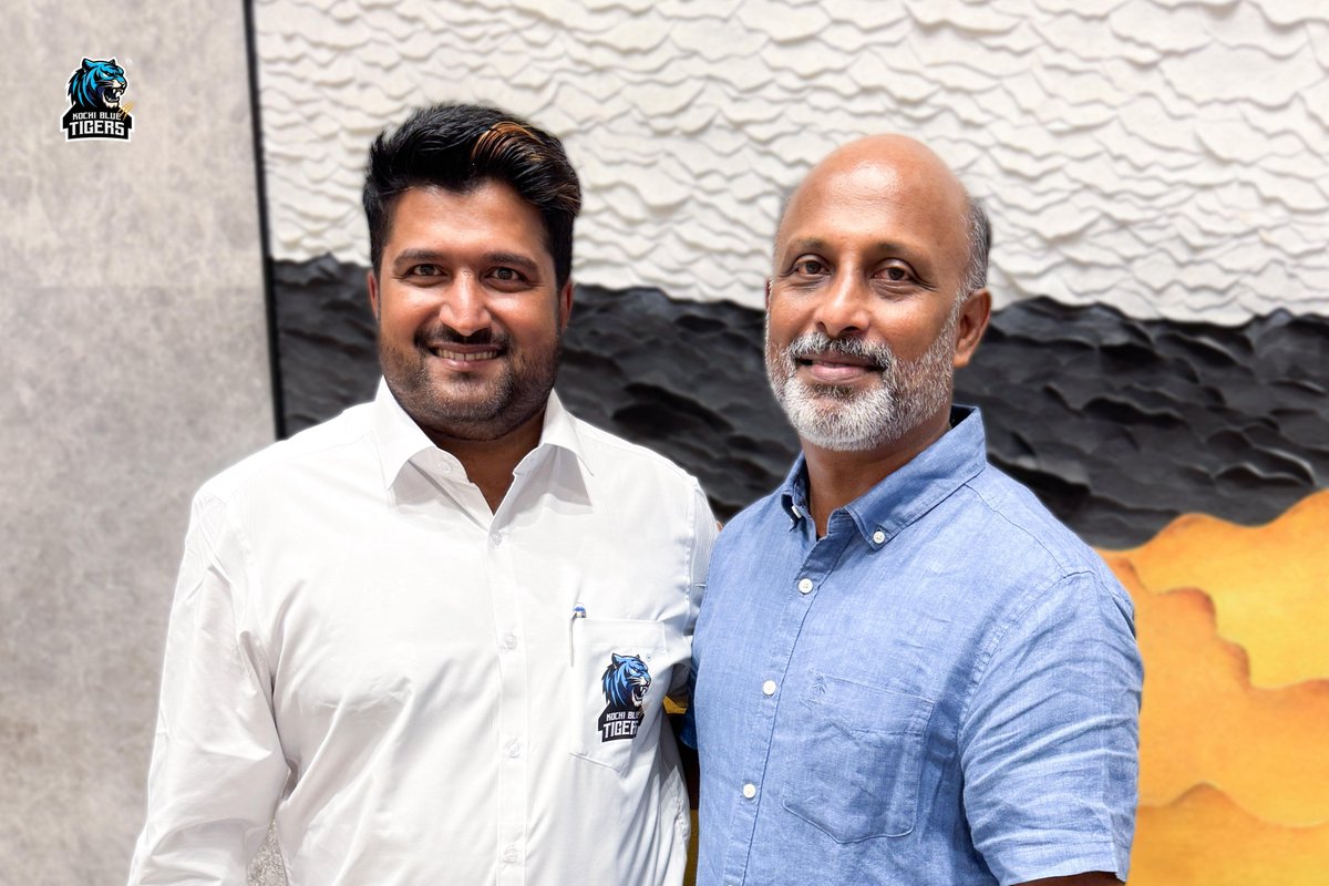 Kochibluetigers's tweet photo. Meet the man setting things in motion: Subash George Manuel, the proud owner of Kochi Blue Tigers.
A visionary standing tall alongside the icons of the game, as Kochi Blue Tigers gears up for an electrifying season! ⚡🏏
#KochiBlueTigers #SubashManuel #TeamOwner #kcl #kbt https://t.co/QqXFI5mtI1