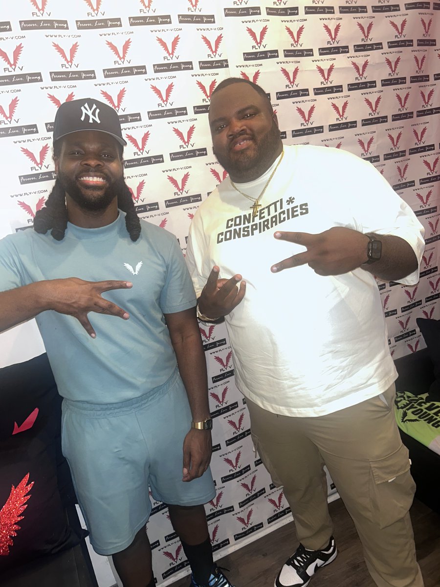 CoachArrington's tweet image. 10 out of 10 show from @dearsilas 🤝🏾